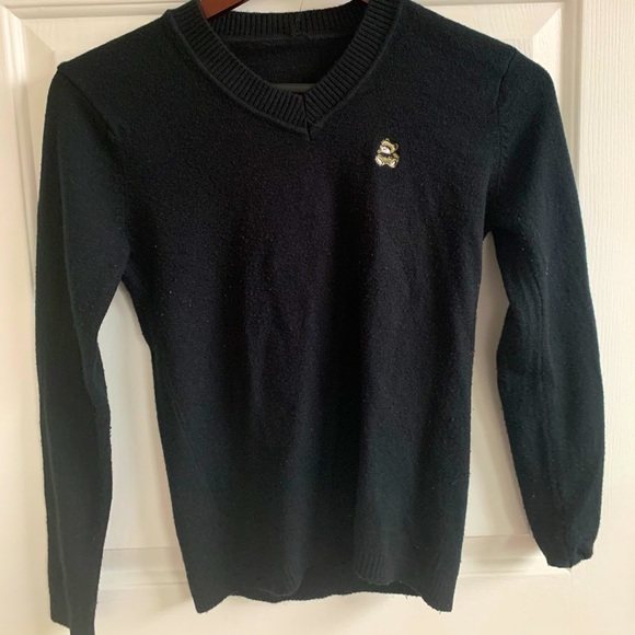 Lot of sweaters, fit like size XS - Picture 8 of 9